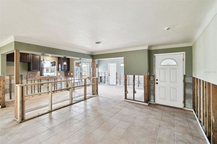 Image No.24-3 Bed Property for sale