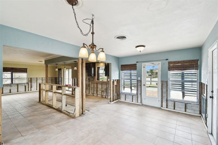 Image No.29-3 Bed Property for sale