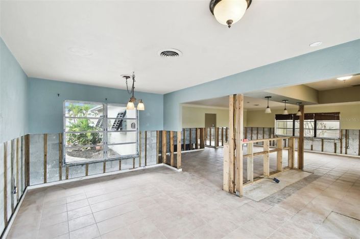 Image No.30-3 Bed Property for sale