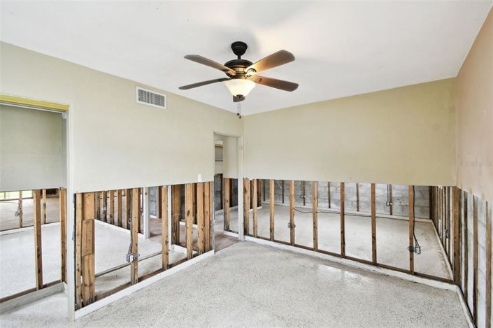 Image No.51-3 Bed Property for sale