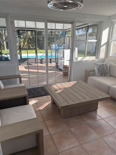 Image No.11-3 Bed Property for sale