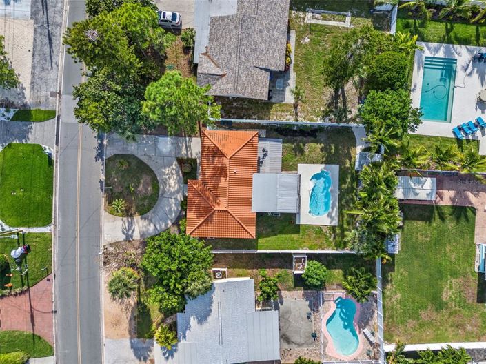 Image No.29-3 Bed Property for sale