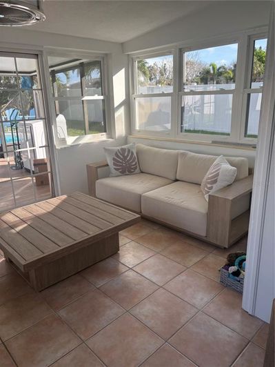 Image No.8-3 Bed Property for sale