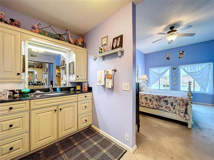 Image No.40-3 Bed Townhouse for sale