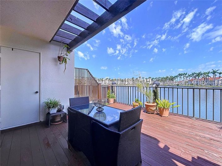 Image No.43-3 Bed Townhouse for sale