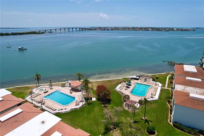 Image No.45-3 Bed Townhouse for sale