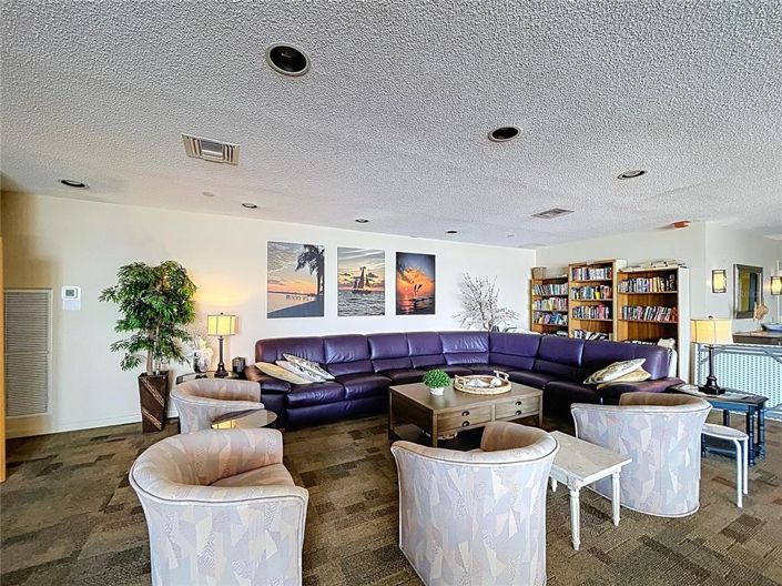 Image No.52-3 Bed Townhouse for sale