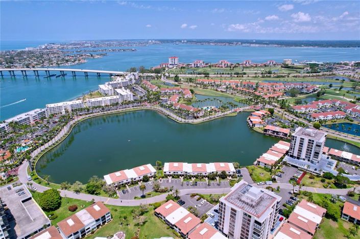 Image No.66-3 Bed Townhouse for sale