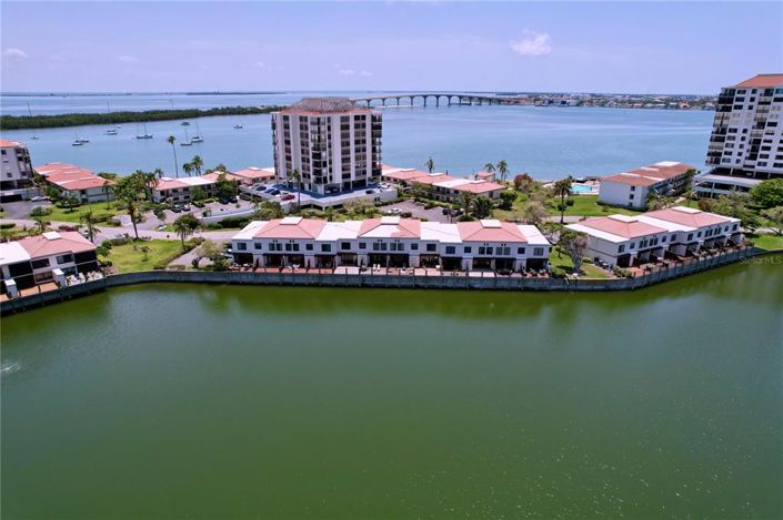 Image No.70-3 Bed Townhouse for sale