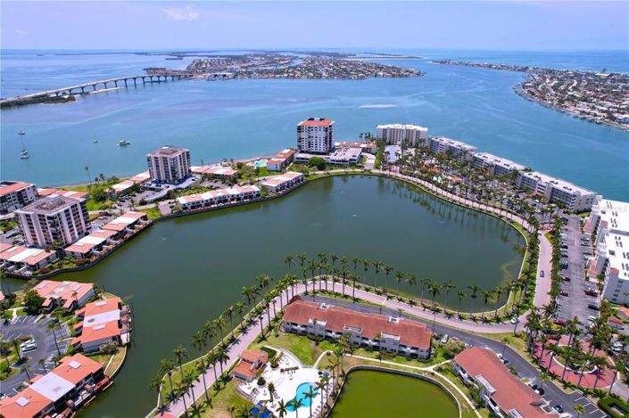 Image No.71-3 Bed Townhouse for sale