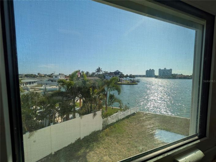 Image No.15-5 Bed Property for sale