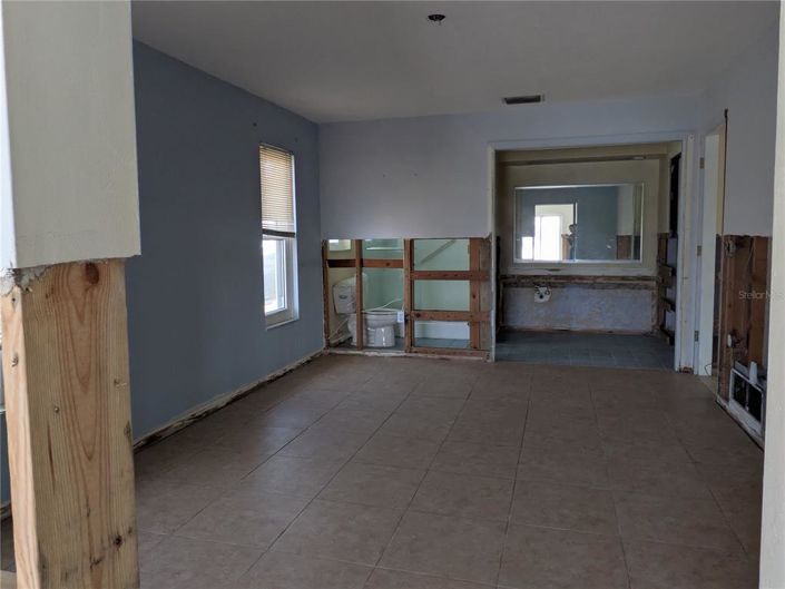 Image No.31-5 Bed Property for sale