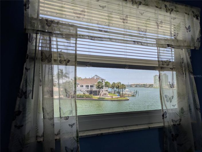 Image No.39-5 Bed Property for sale