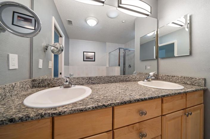 Image No.40-Maison de ville de 3 chambres à vendre à Treasure Island