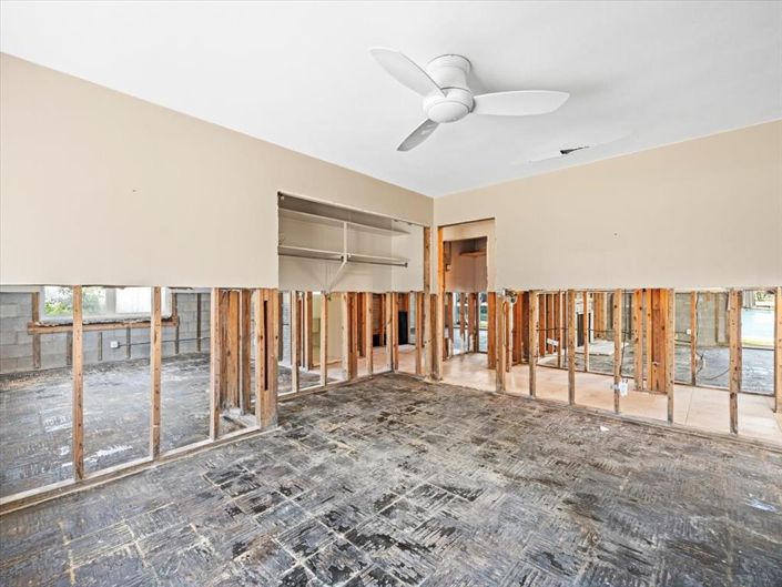 Image No.14-3 Bed Property for sale