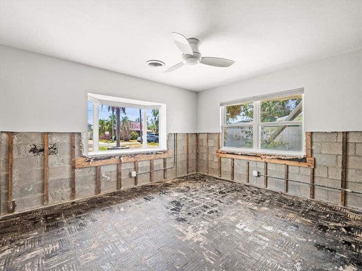 Image No.16-3 Bed Property for sale