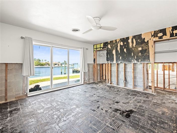 Image No.26-3 Bed Property for sale