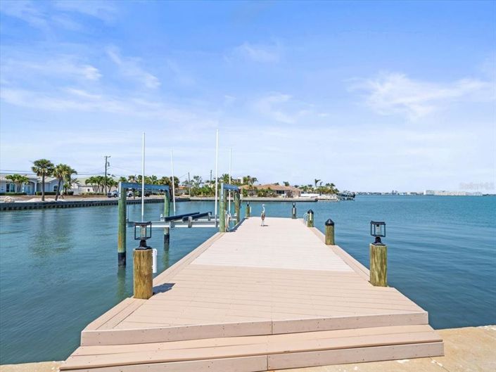 Image No.32-3 Bed Property for sale