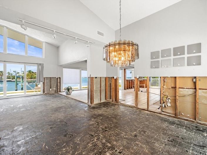 Image No.6-3 Bed Property for sale