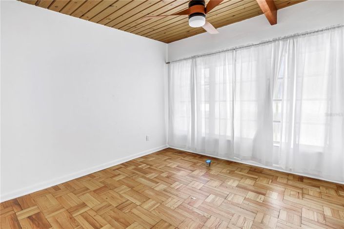 Image No.39-4 Bed Property for sale