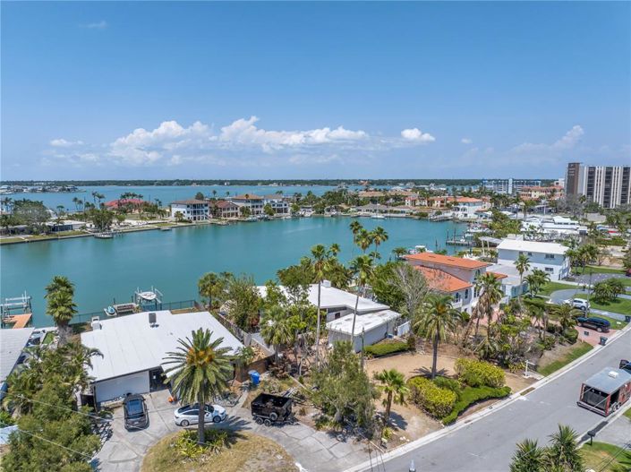 Image No.53-4 Bed Property for sale