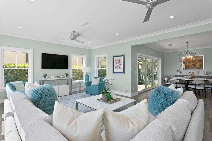 Image No.11-4 Bed Property for sale