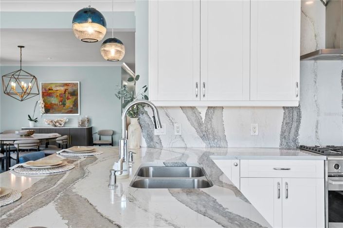 Image No.19-4 Bed Property for sale