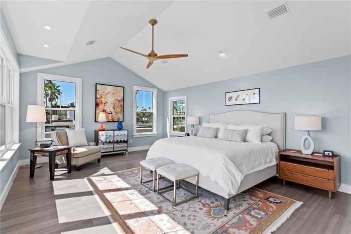 Image No.27-4 Bed Property for sale