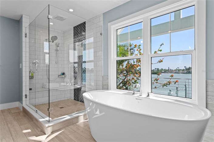 Image No.32-4 Bed Property for sale