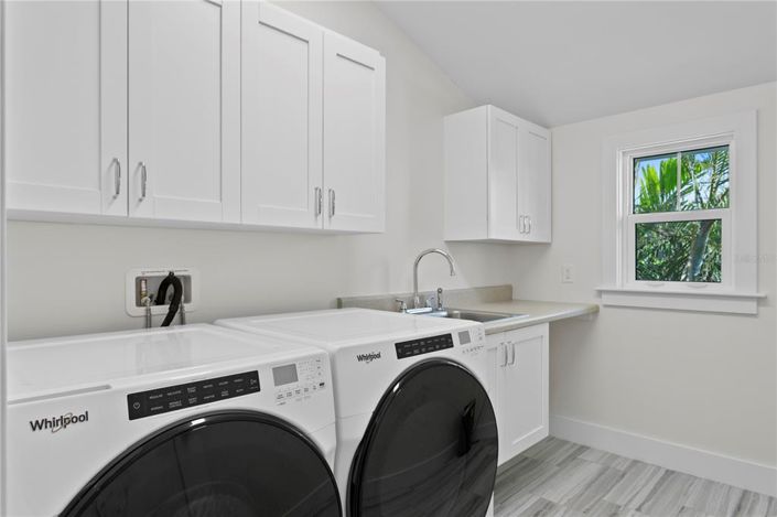 Image No.39-4 Bed Property for sale