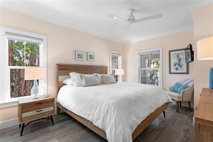 Image No.40-4 Bed Property for sale