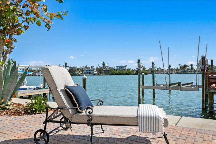 Image No.47-4 Bed Property for sale