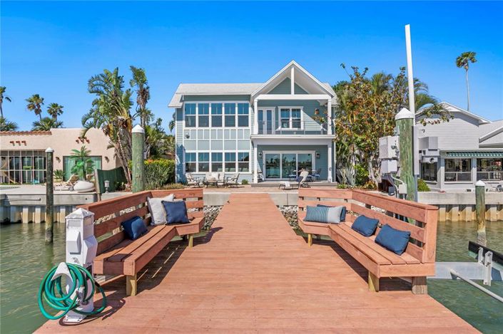 Image No.54-4 Bed Property for sale