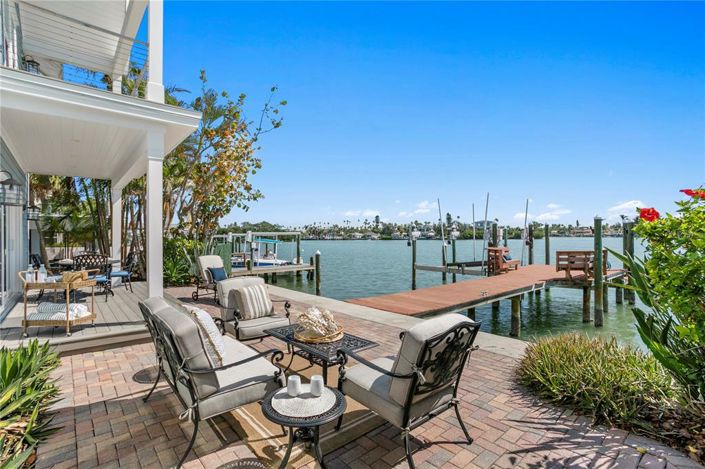 Image No.6-4 Bed Property for sale