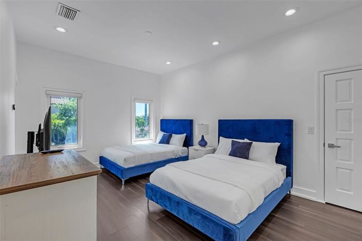 Image No.23-Propriété de 6 chambres à vendre à St. Petersburg