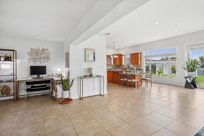 Image No.13-3 Bed Property for sale