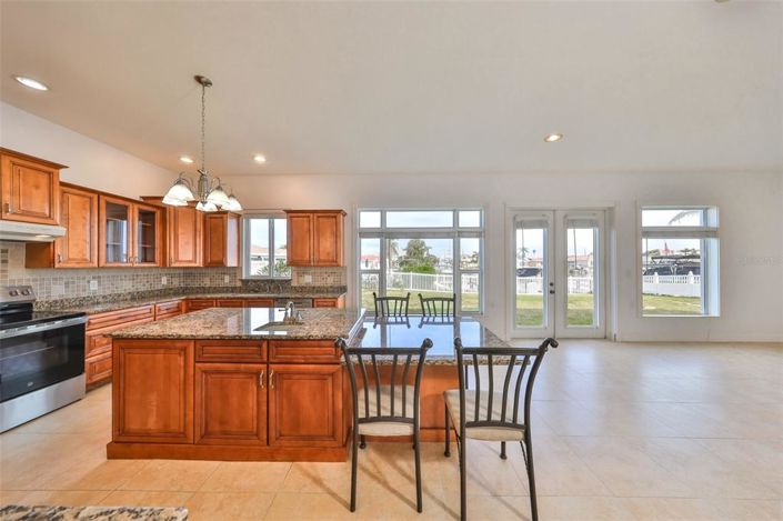 Image No.16-3 Bed Property for sale