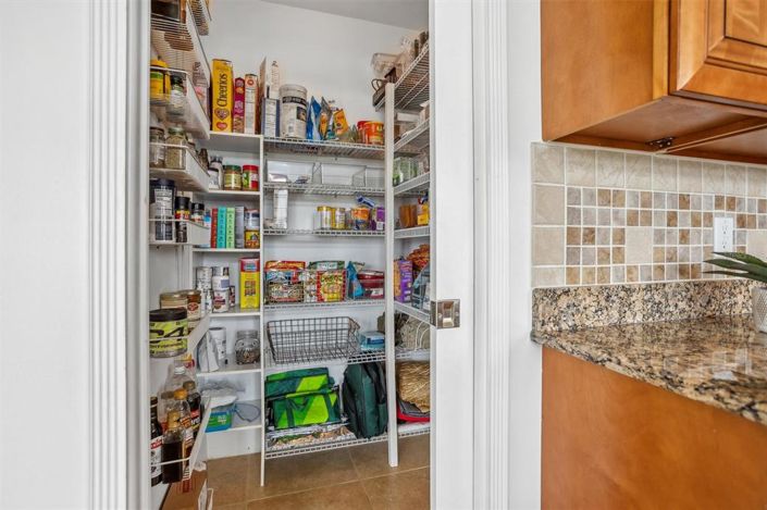 Image No.18-3 Bed Property for sale