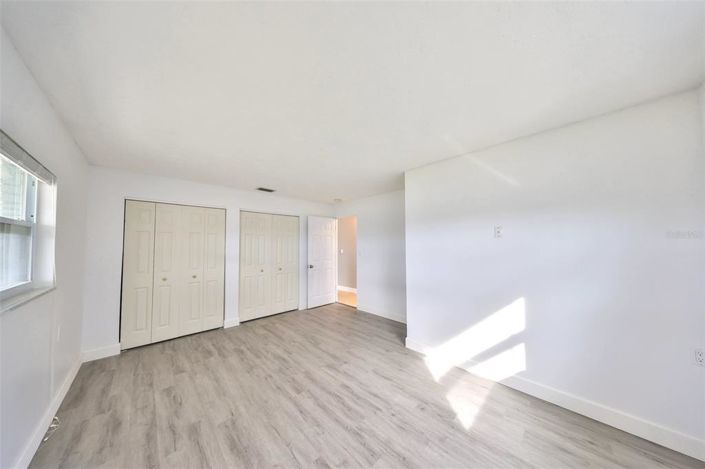 Image No.27-3 Bed Property for sale