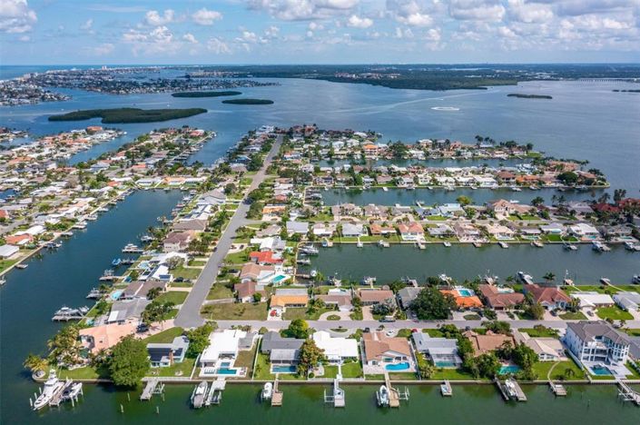 Image No.50-3 Bed Property for sale