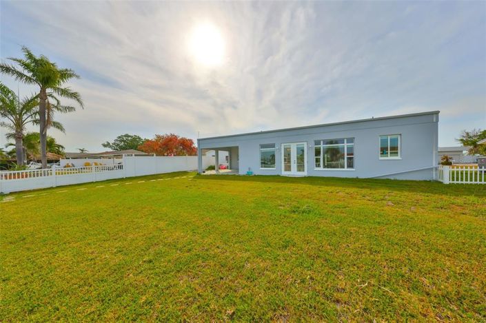 Image No.54-3 Bed Property for sale