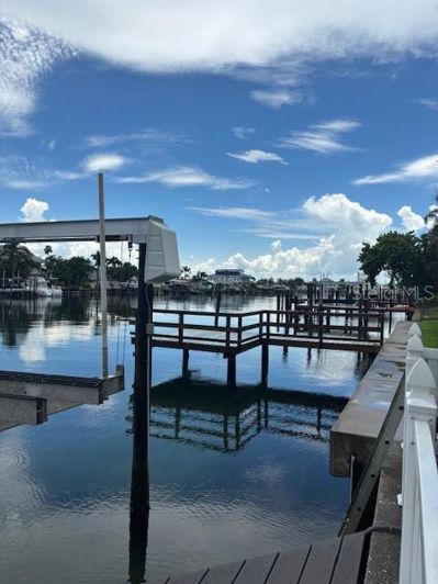 Image No.11-Propriété de 4 chambres à vendre à Treasure Island