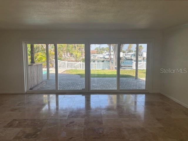 Image No.12-Propriété de 4 chambres à vendre à Treasure Island