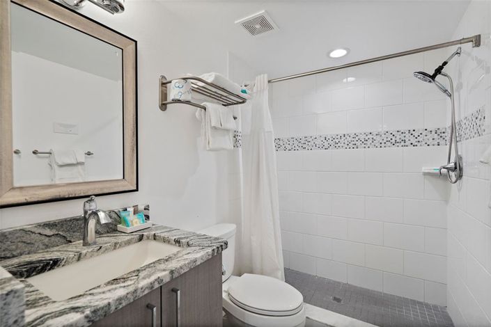 Image No.26-2 Bed Property for sale