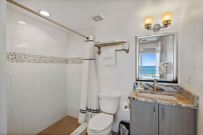 Image No.33-2 Bed Property for sale