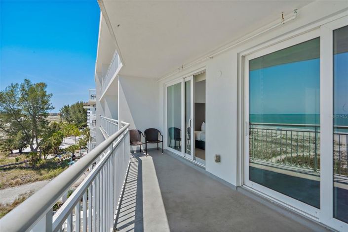 Image No.40-2 Bed Property for sale