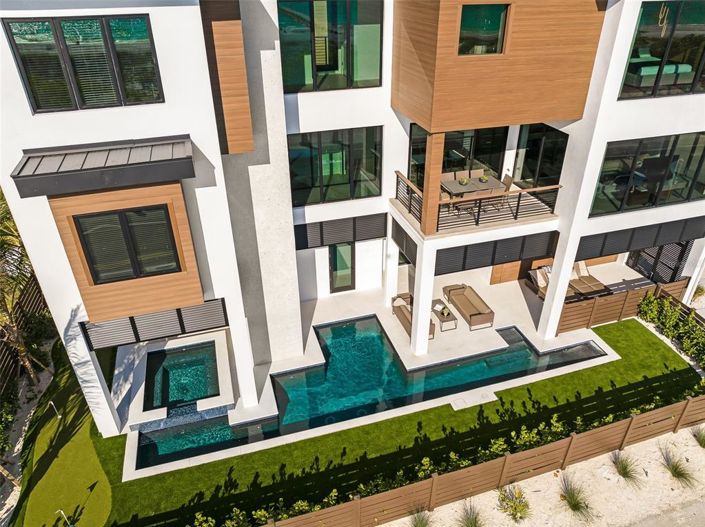 Image No.5-Propriété de 6 chambres à vendre à Bradenton Beach