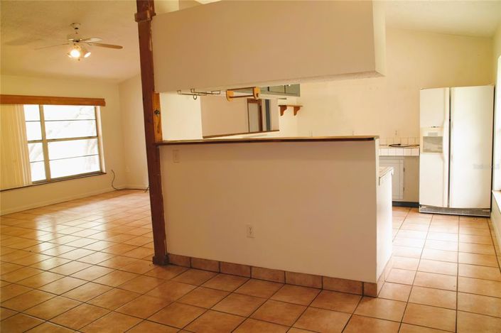 Image No.6-5 Bed Property for sale