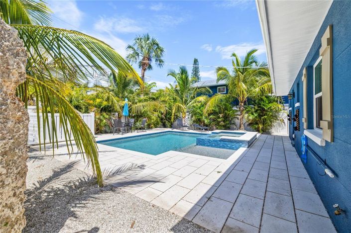 Image No.16-Propriété de 2 chambres à vendre à Holmes Beach