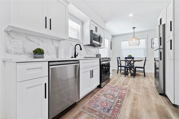 Image No.4-Propriété de 2 chambres à vendre à Holmes Beach